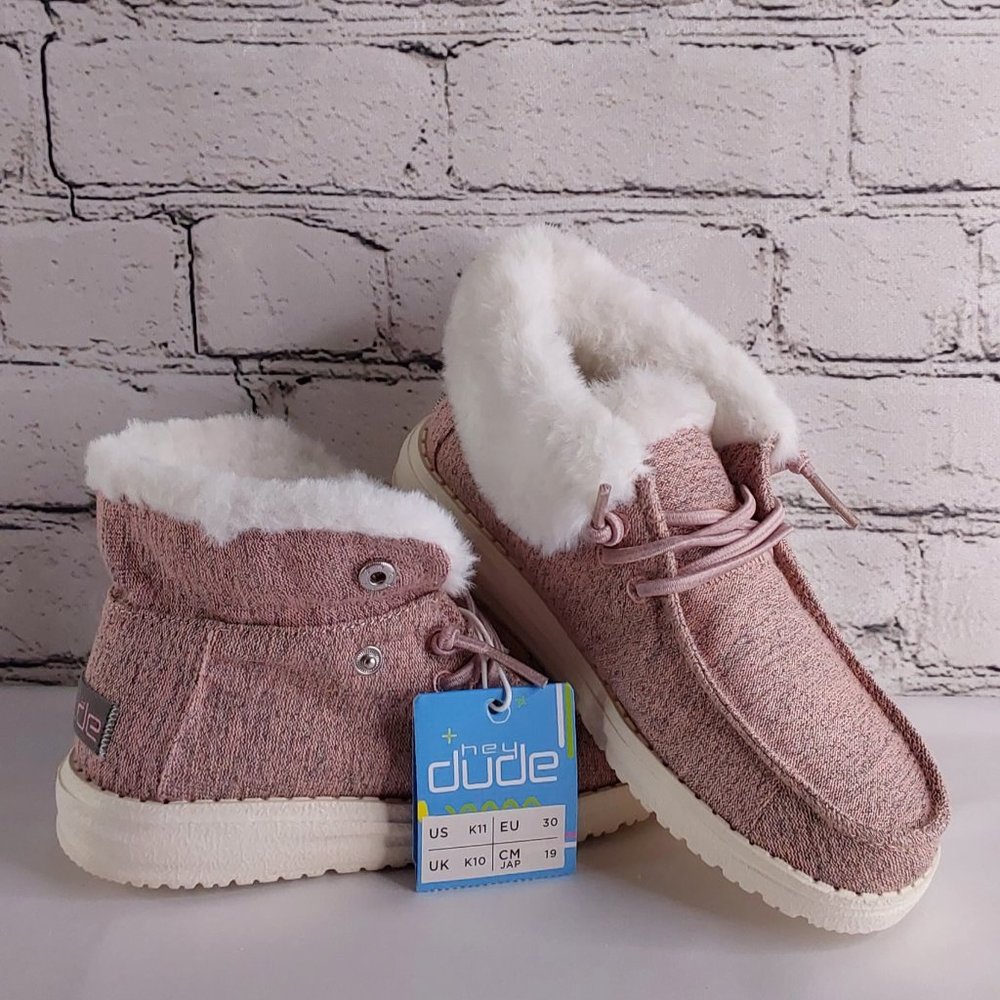 'HEY DUDE' 'BRITT' FUR LINED FOLD & SNAP CUFF TWO LOOKS IN  ONE SHOE PINK SHIMM - Picture 16 of 16